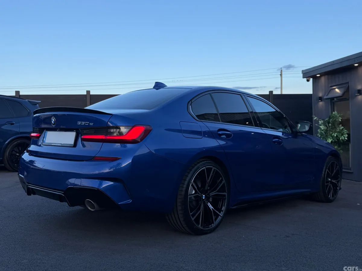 BMW 3-Series Saloon, Petrol Plug-in Hybrid, 2020, Blue