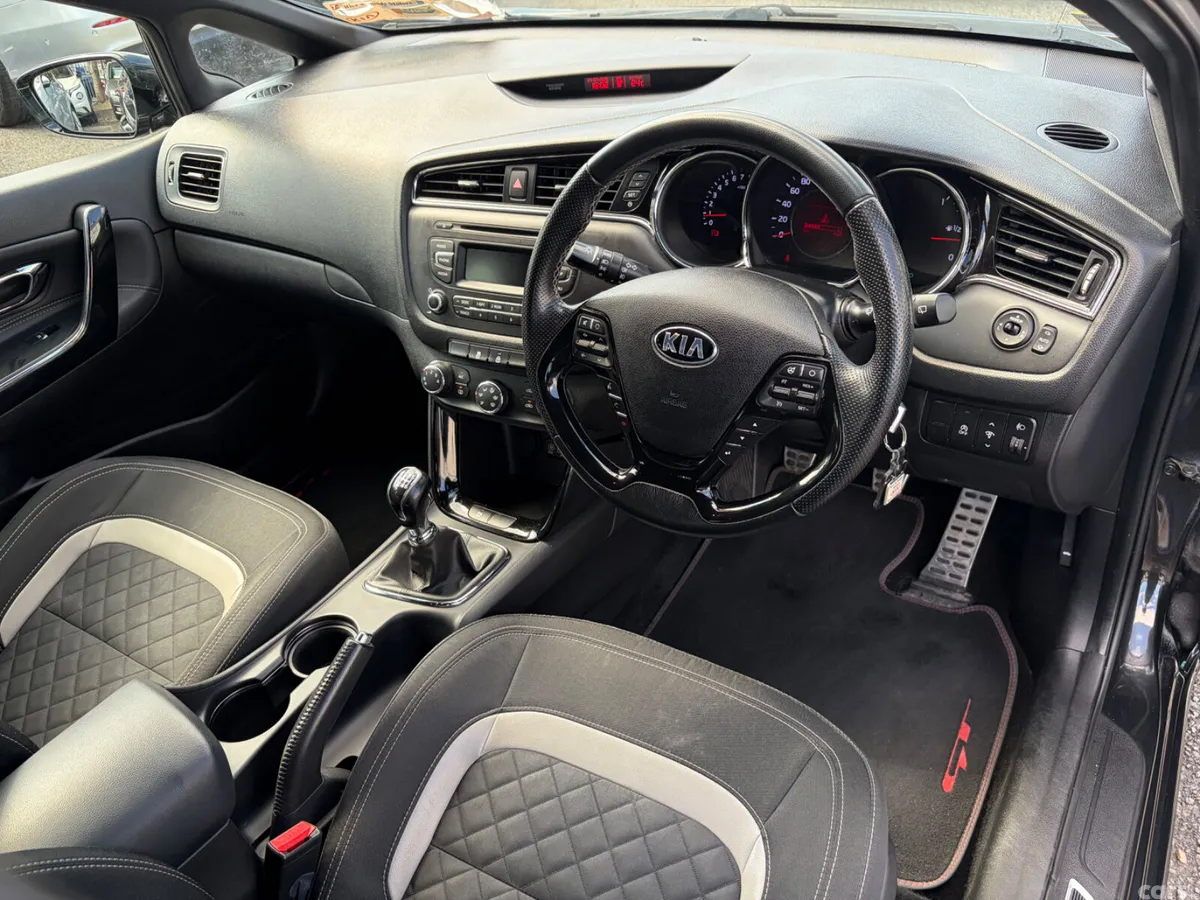 Kia Ceed Hatchback, Petrol, 2017, Black