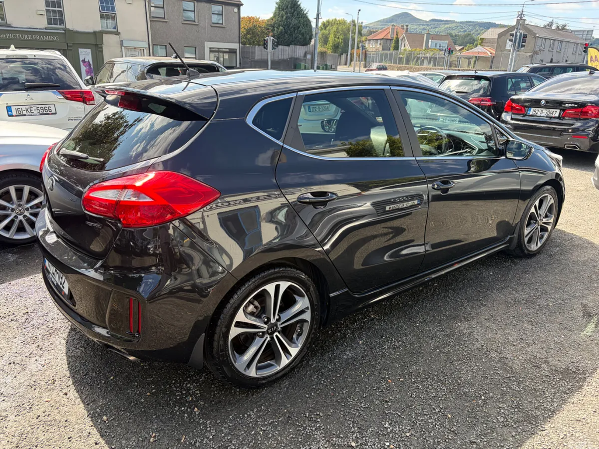 Kia Ceed Hatchback, Petrol, 2017, Black