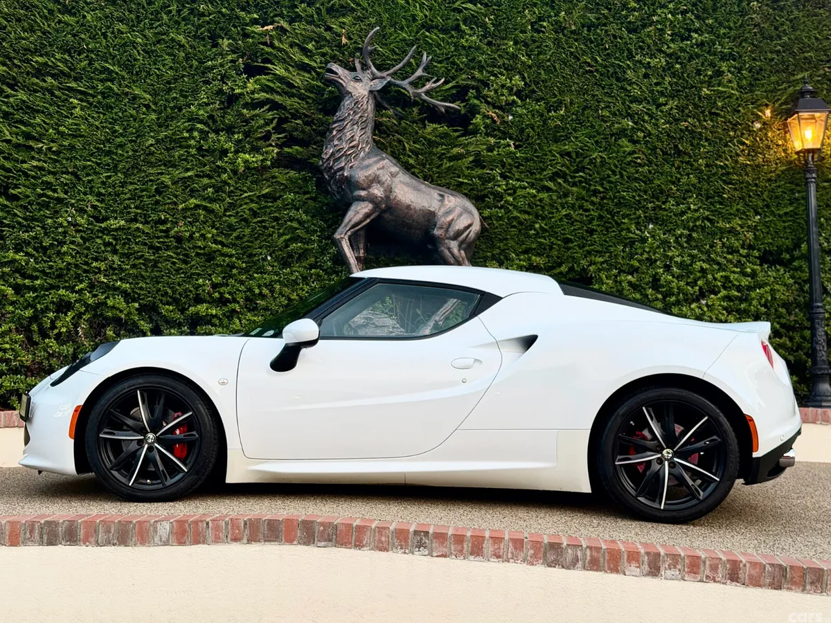 Alfa Romeo 4C Coupe, Petrol, 2016, White