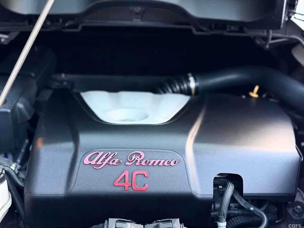 Alfa Romeo 4C Coupe, Petrol, 2016, White