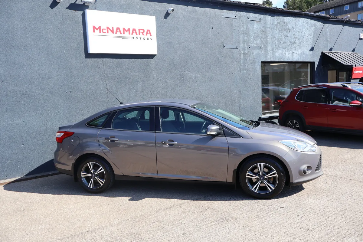 Ford Focus Saloon, Diesel, 2014, Brown