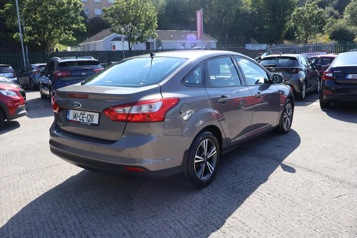 Ford Focus Saloon, Diesel, 2014, Brown