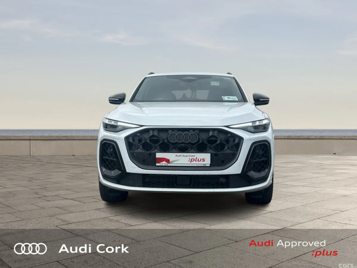 Audi Q5 SUV, Petrol Plug-in Hybrid, 2025, White