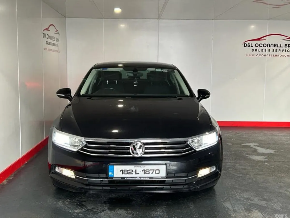 Volkswagen Passat Saloon, Diesel, 2018, Black