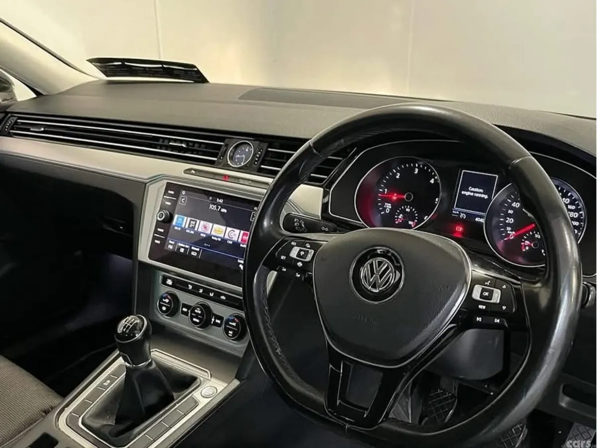 Volkswagen Passat Saloon, Diesel, 2018, Black
