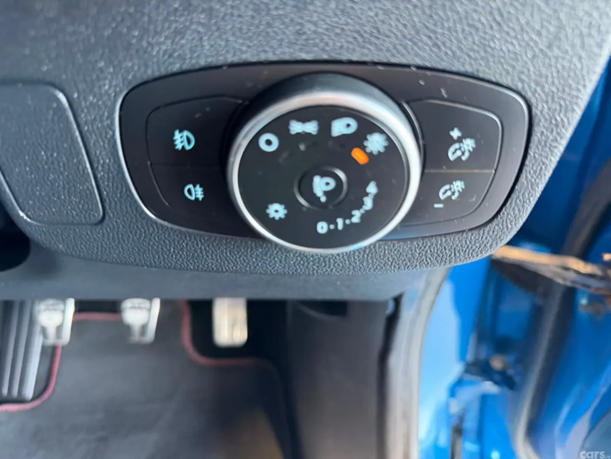 Ford Puma MPV, Diesel, 2021, Blue