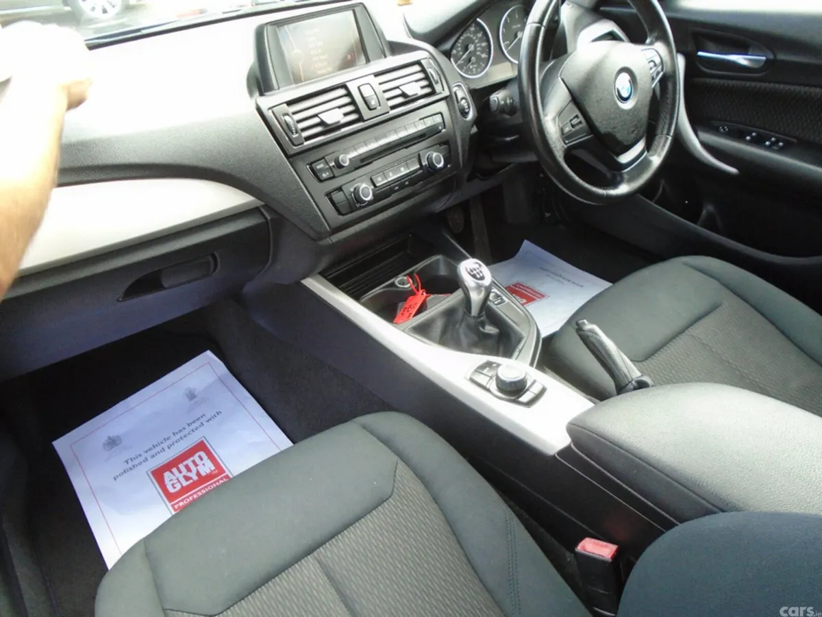 BMW 1-Series Hatchback, Diesel, 2013, Black