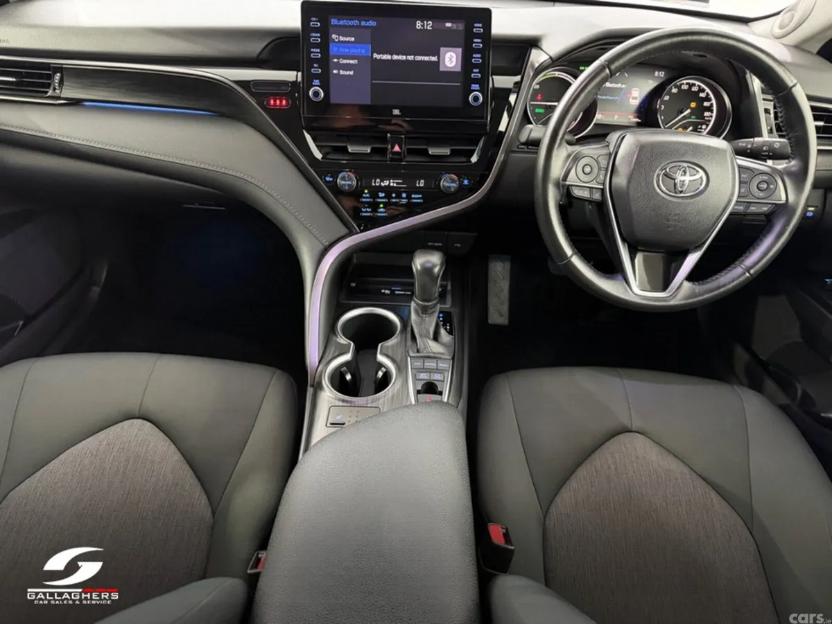 Toyota Camry Saloon, Petrol Hybrid, 2021, White