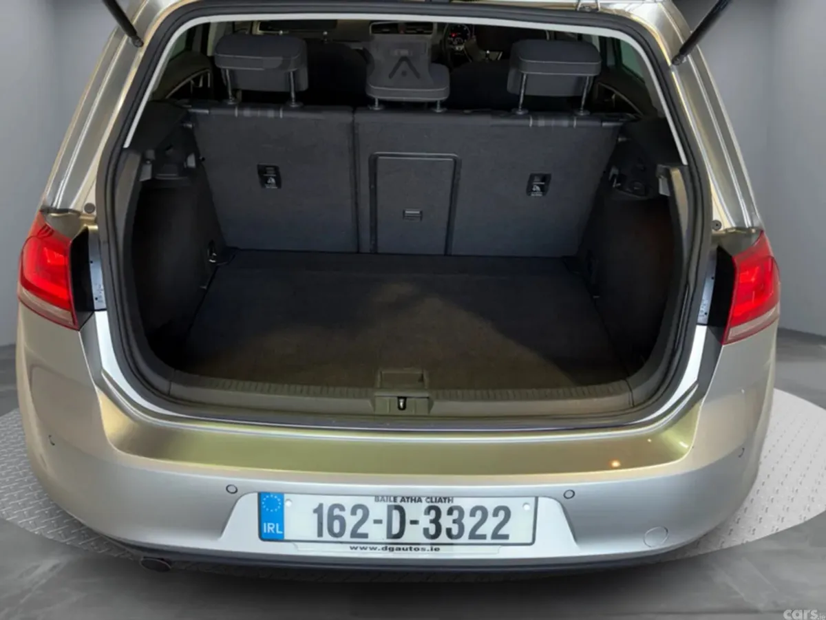 Volkswagen Golf Hatchback, Diesel, 2016, Silver