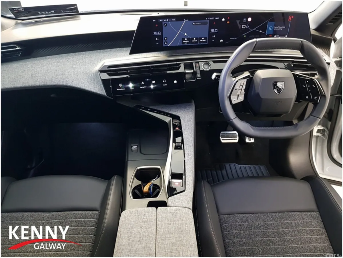 Peugeot 3008 MPV, Petrol Hybrid, 2026, White