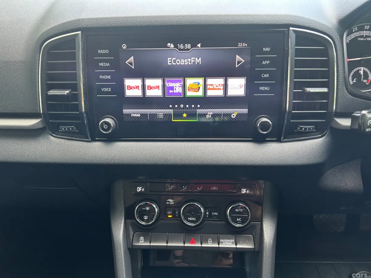 Skoda Karoq SUV, Diesel, 2021, White