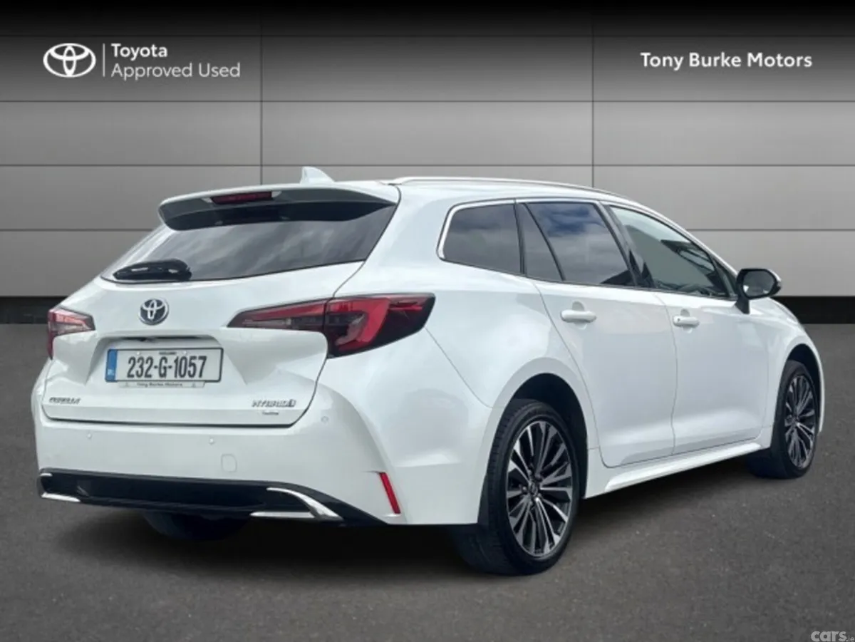 Toyota Corolla Estate, Petrol Hybrid, 2023, White