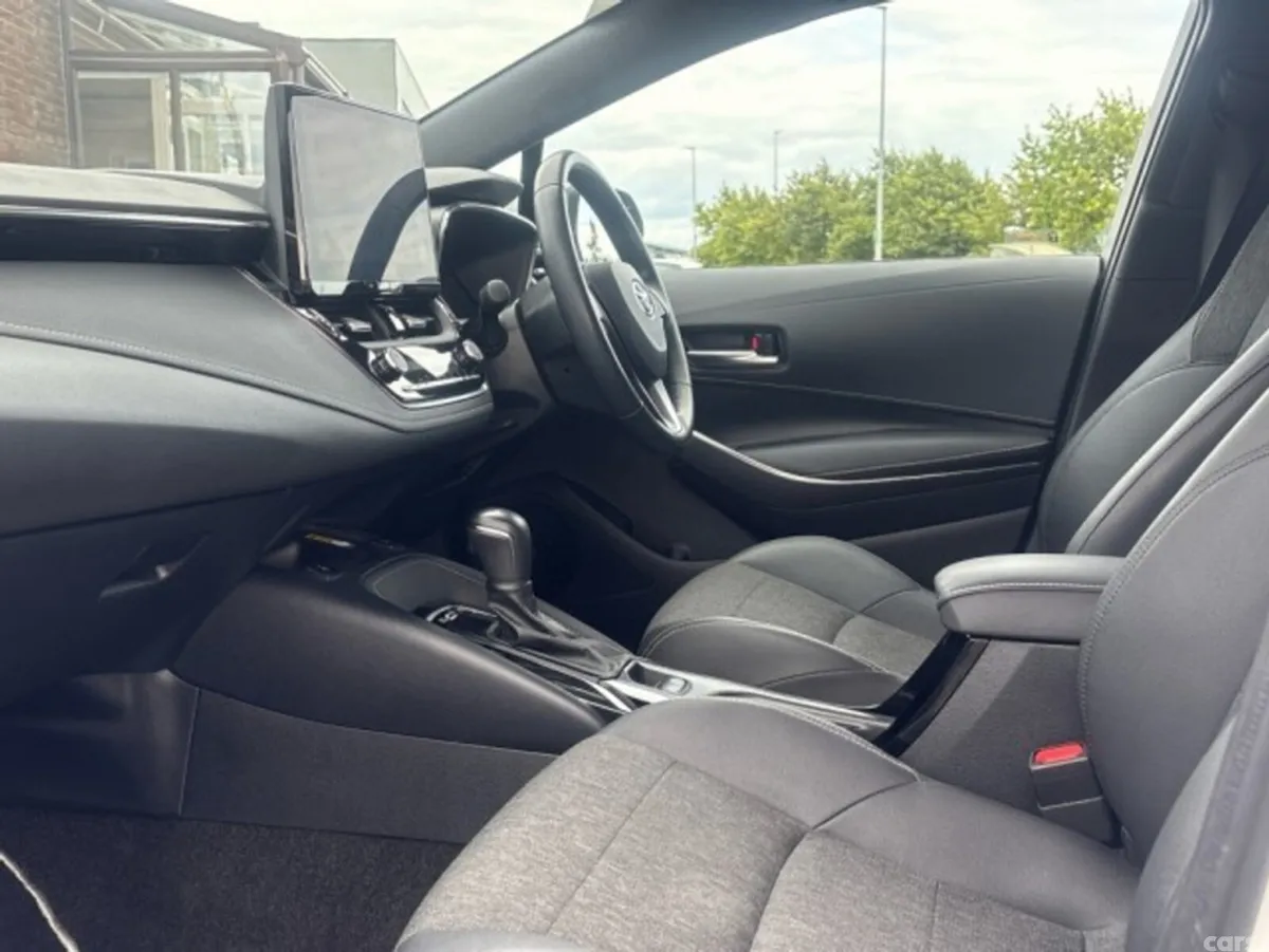 Toyota Corolla Estate, Petrol Hybrid, 2023, White