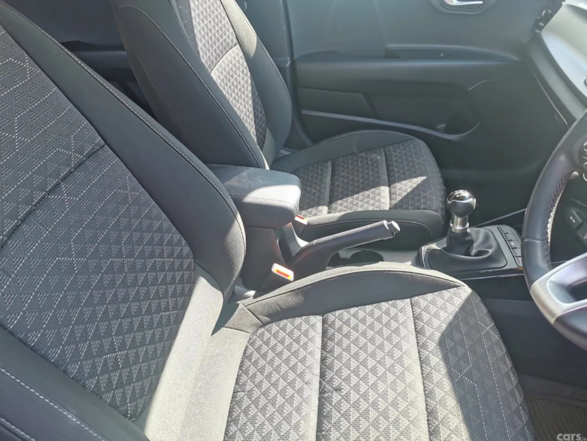 Kia Rio Hatchback, Petrol, 2023, Red