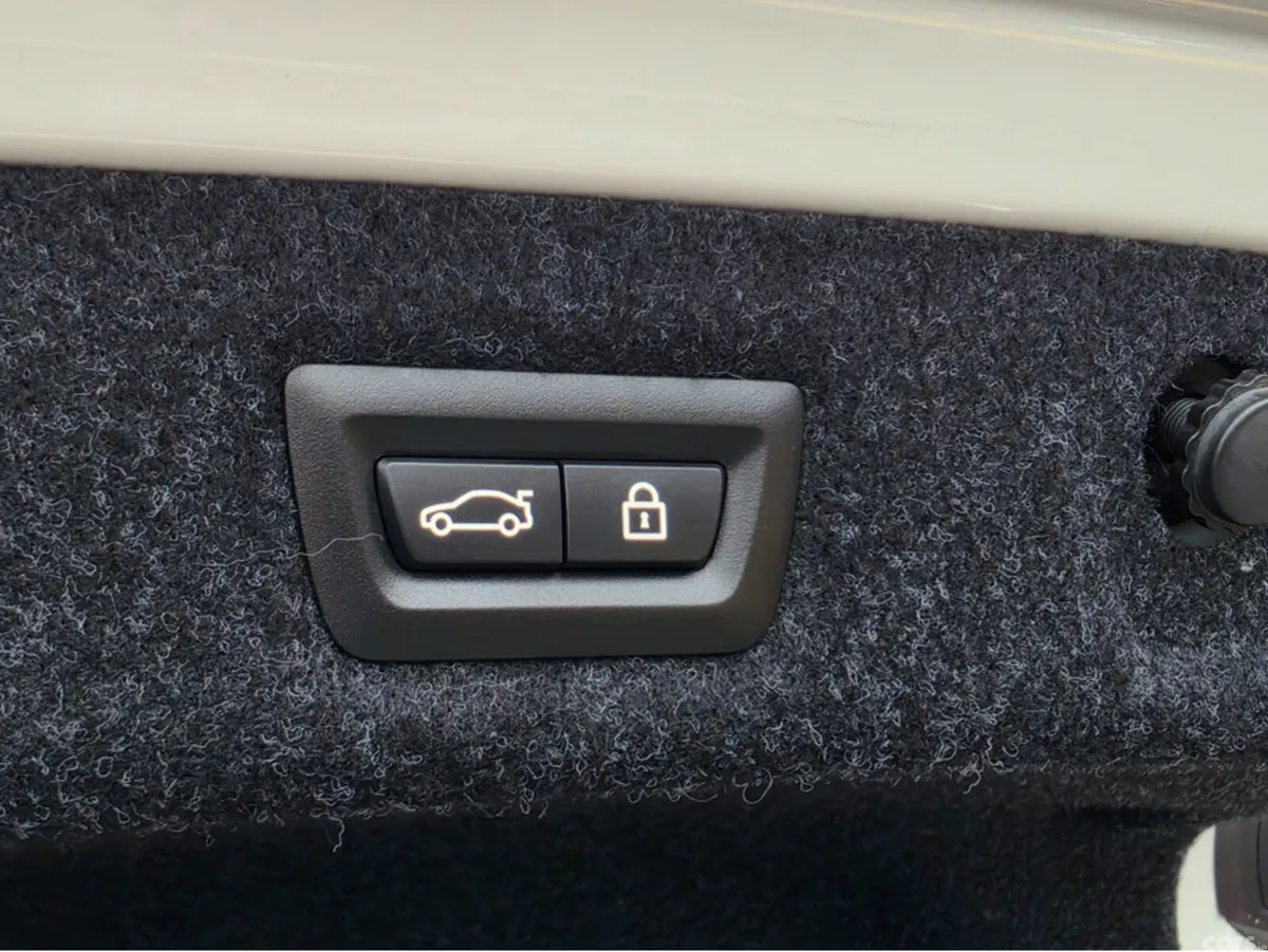BMW 5-Series Saloon, Diesel, 2017, White
