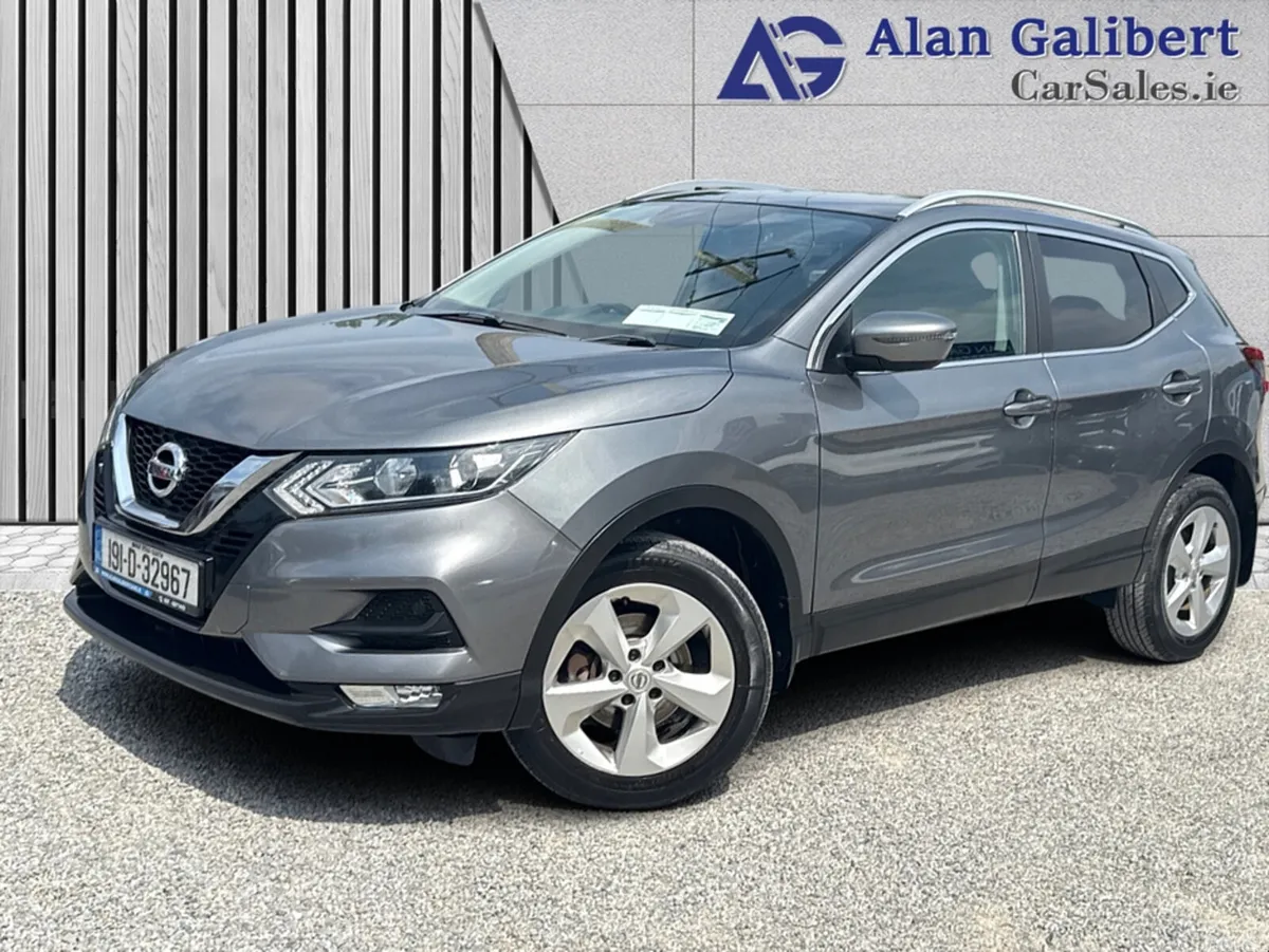 Nissan Qashqai MPV, Petrol, 2019, Grey