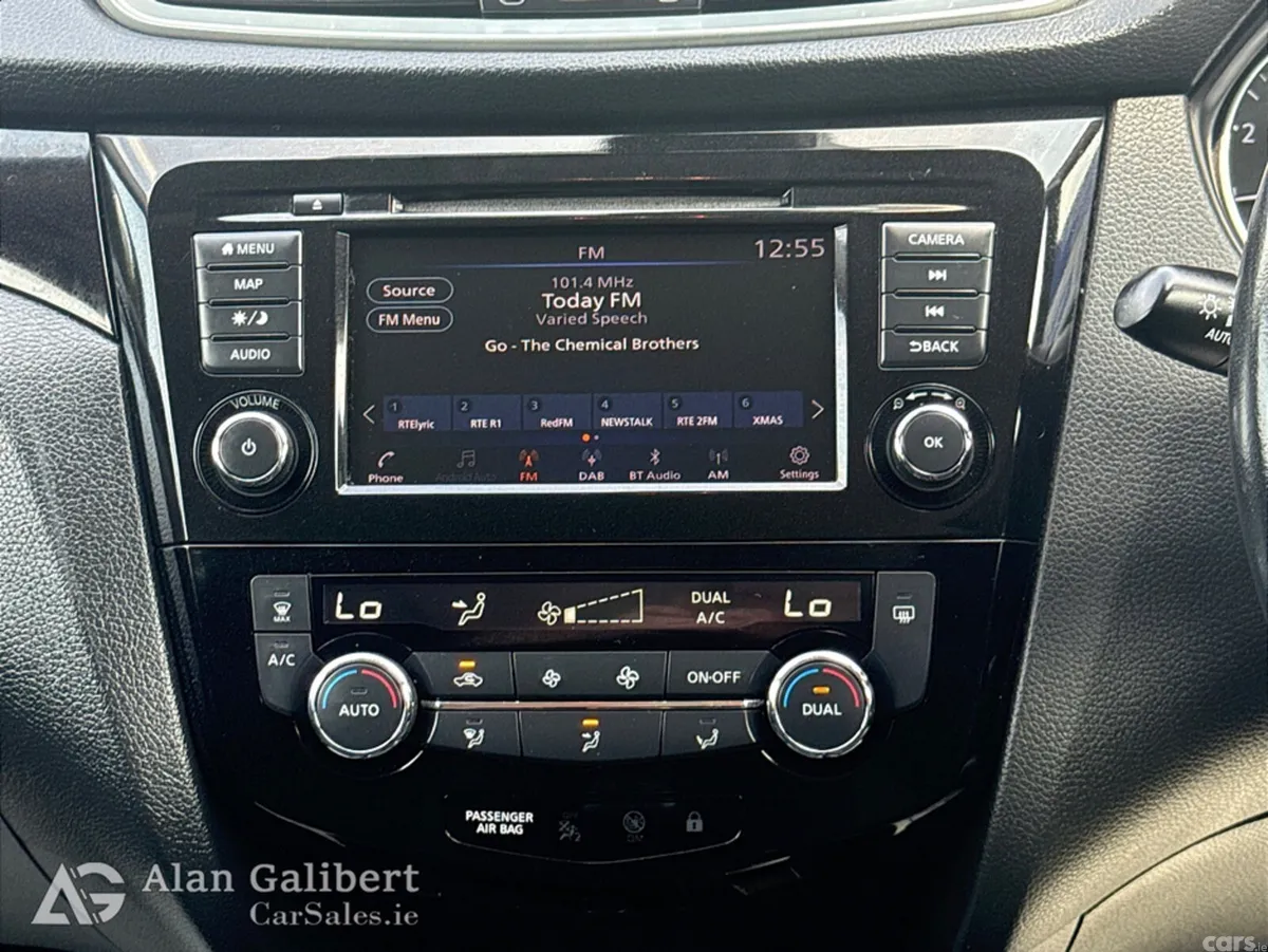 Nissan Qashqai MPV, Petrol, 2019, Grey