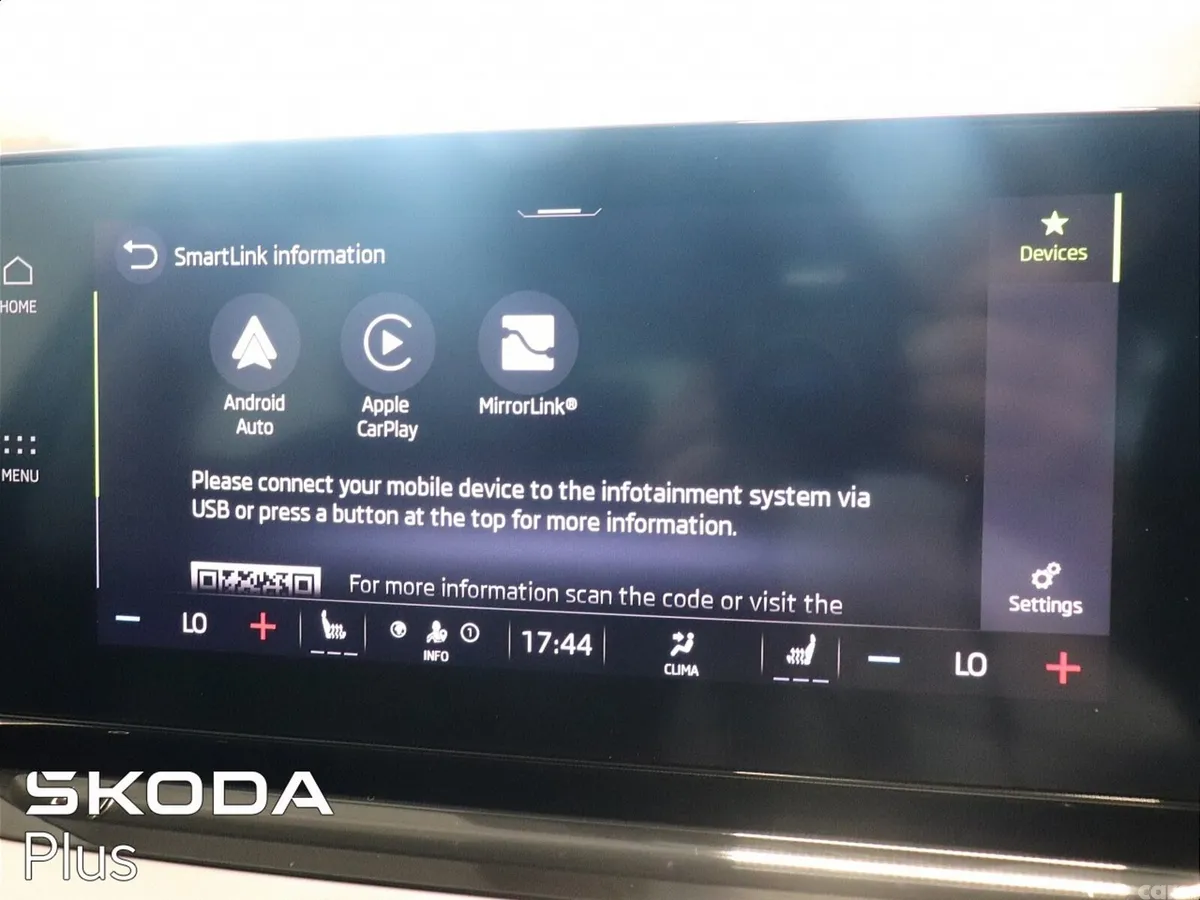 Skoda Octavia Saloon, Petrol, 2023, Grey