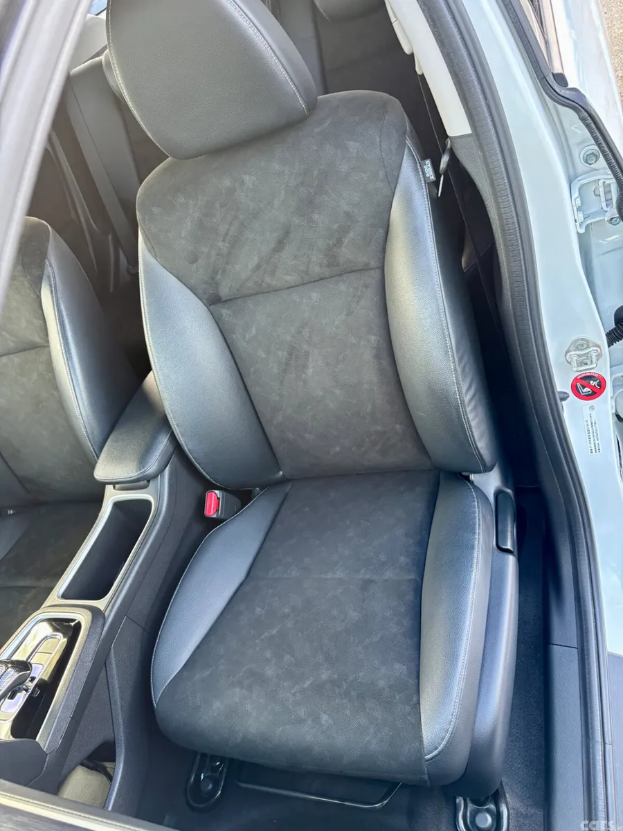 Honda Shuttle MPV, Petrol Hybrid, 2015, White