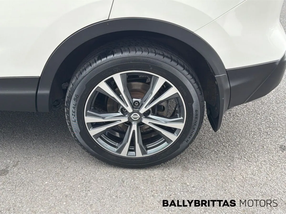 Nissan Qashqai MPV, Diesel, 2018, White