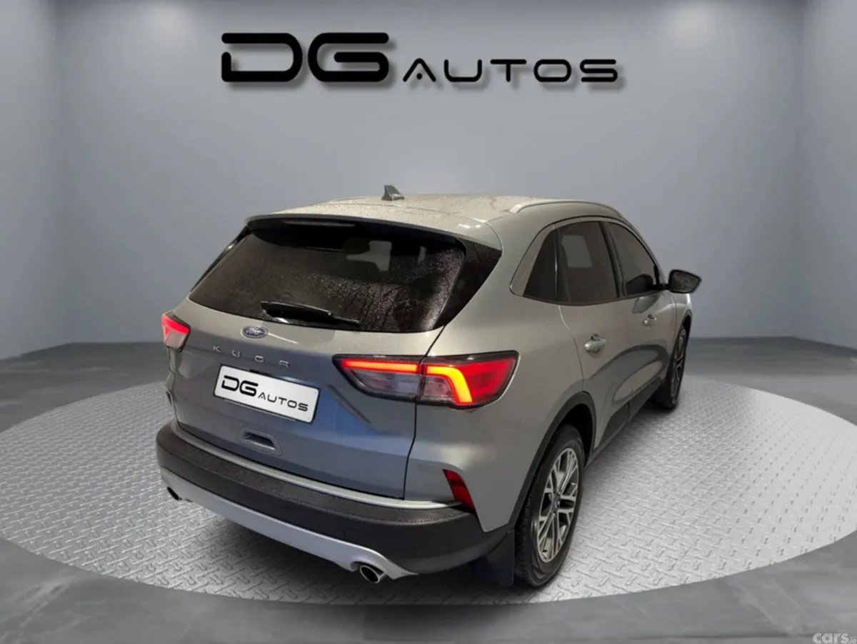 Ford Kuga MPV, Diesel, 2022, Silver