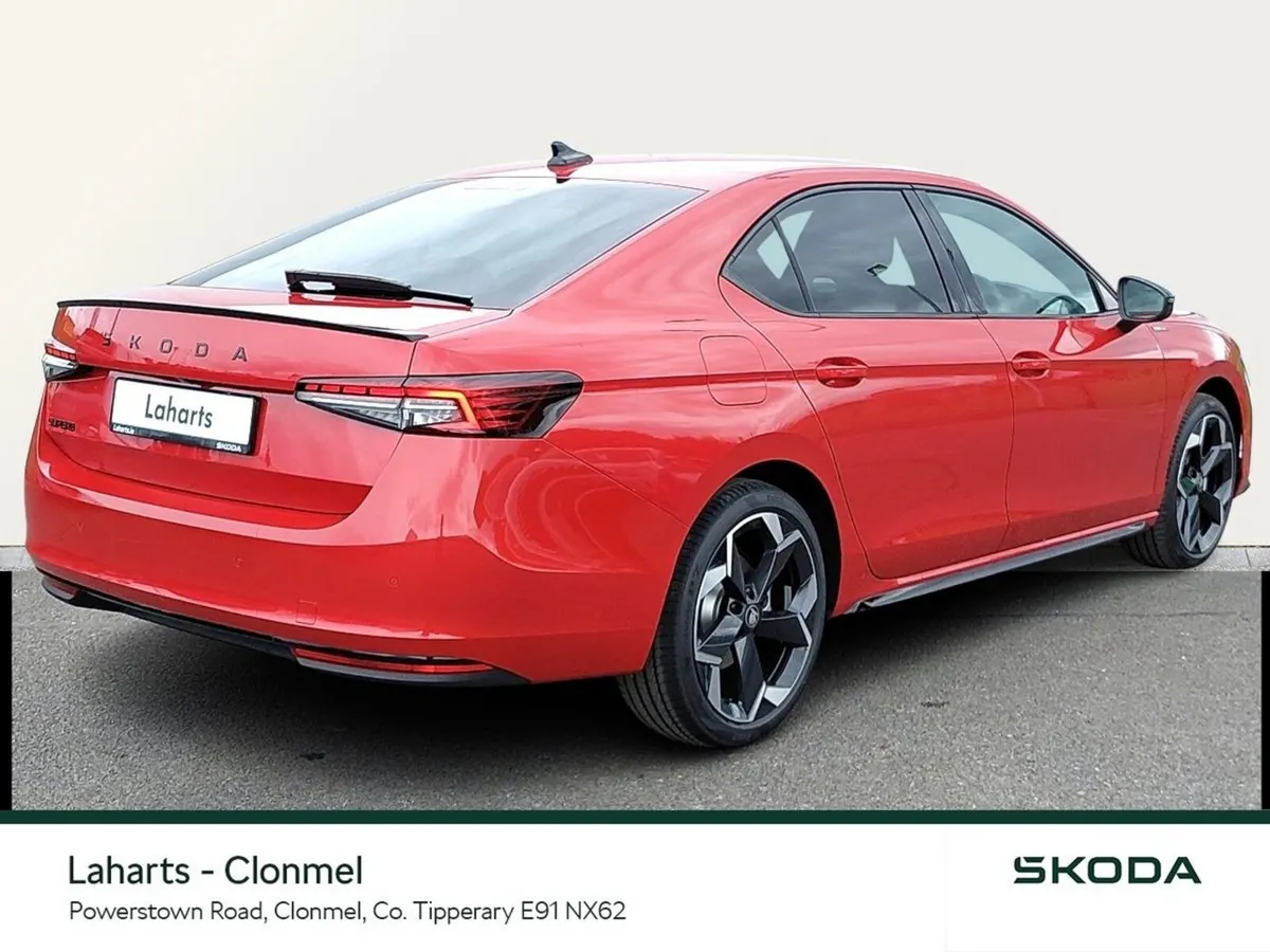 Skoda Superb Saloon, Diesel, 2026, Red