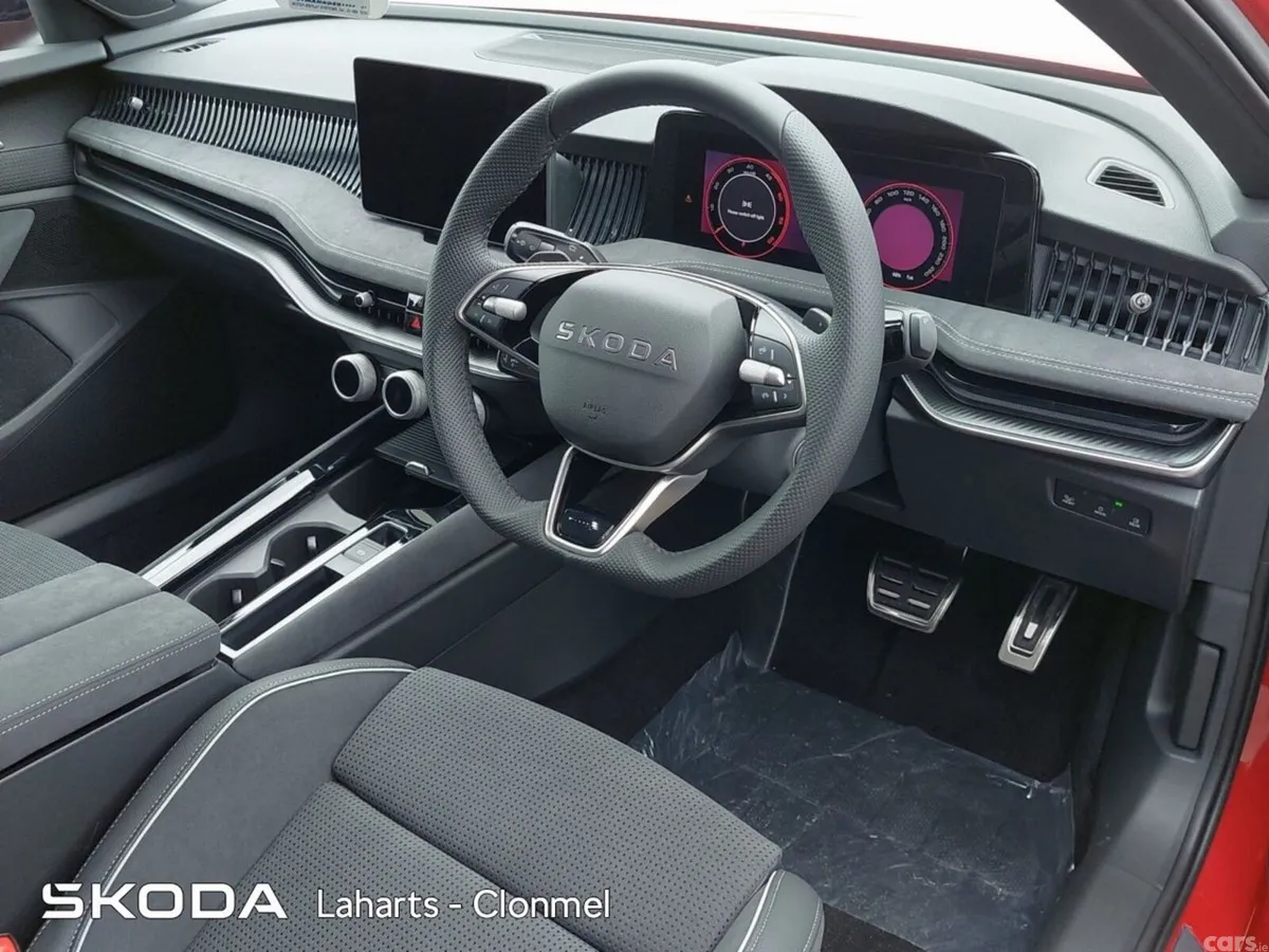 Skoda Superb Saloon, Diesel, 2026, Red