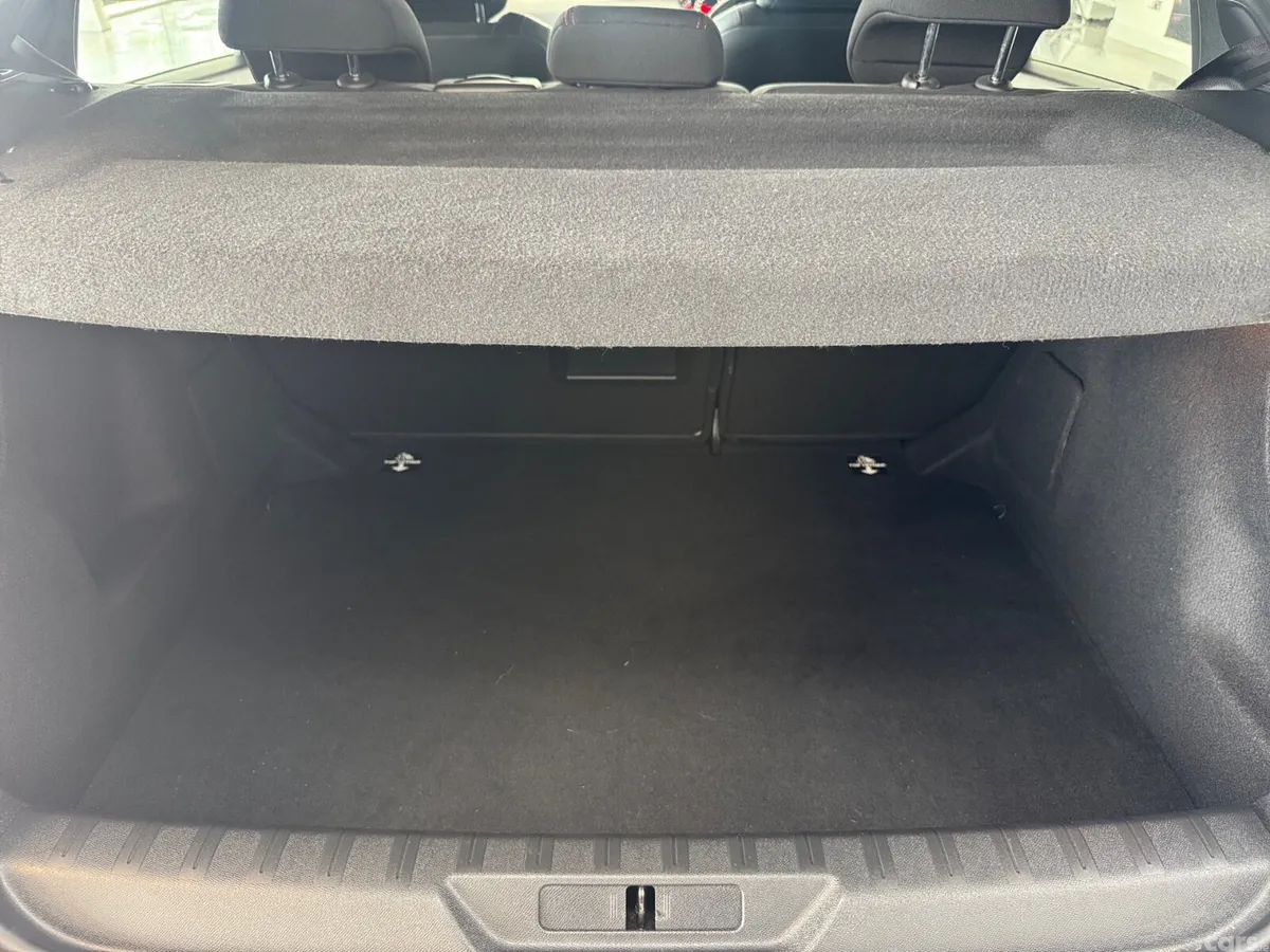Peugeot 308 Hatchback, Diesel, 2019, Blue