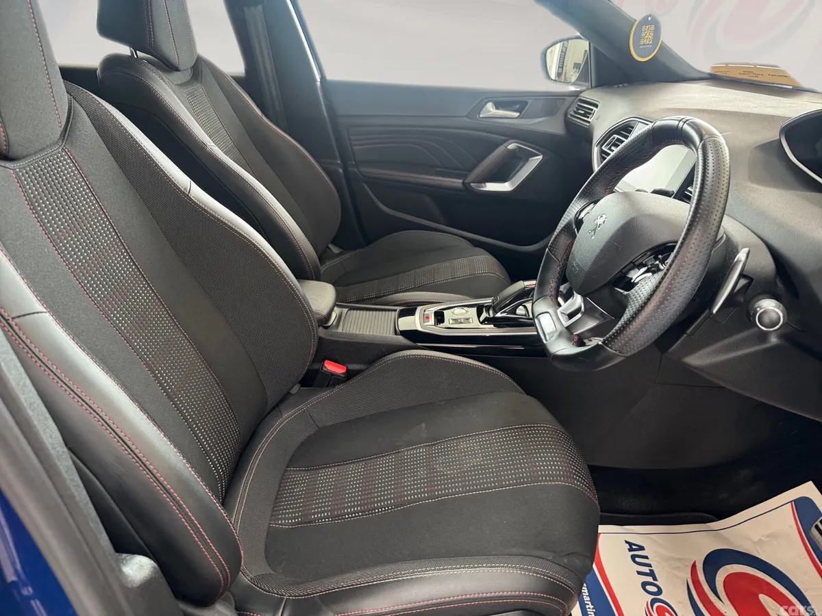 Peugeot 308 Hatchback, Diesel, 2019, Blue