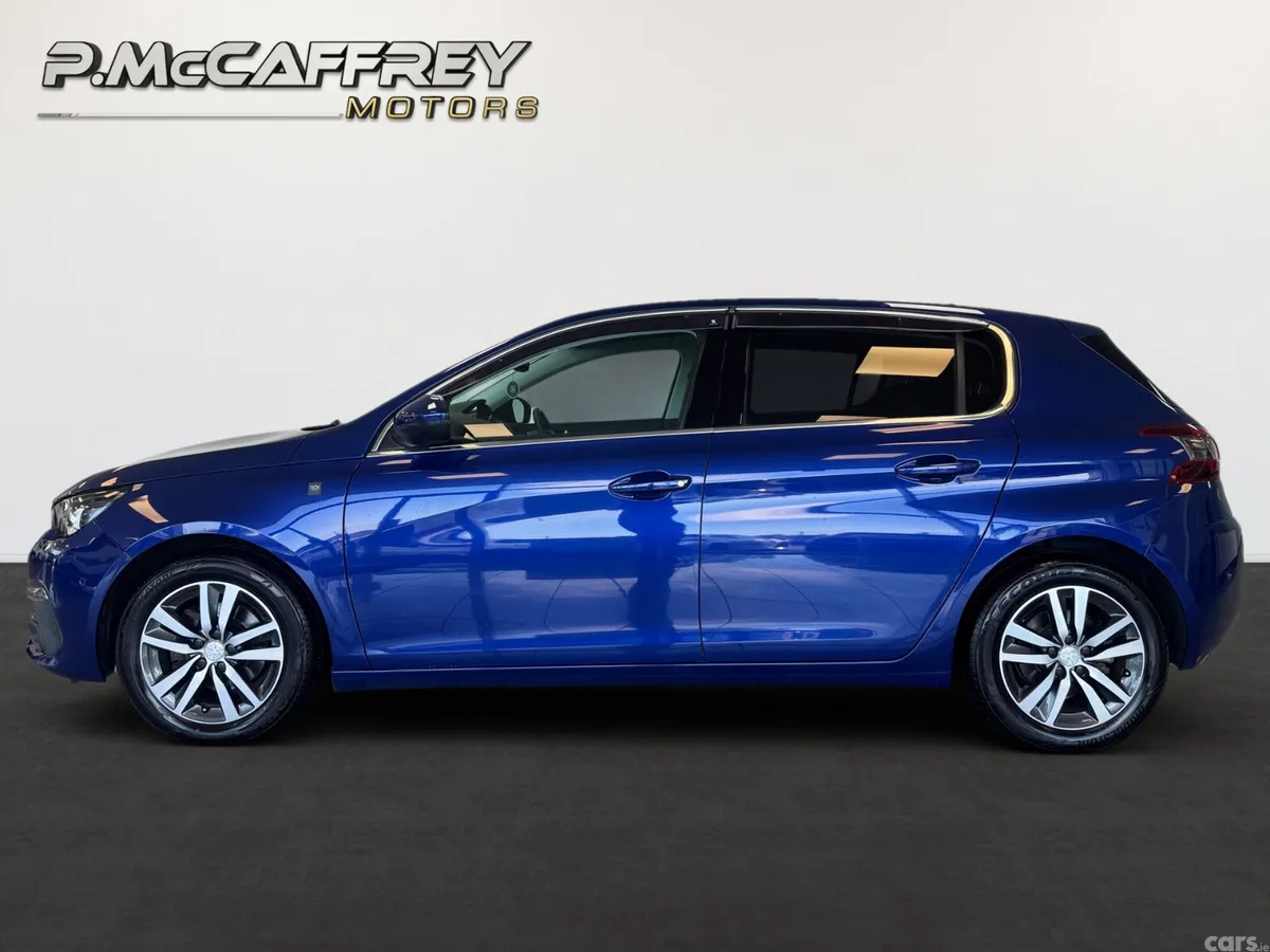 Peugeot 308 Hatchback, Diesel, 2019, Blue