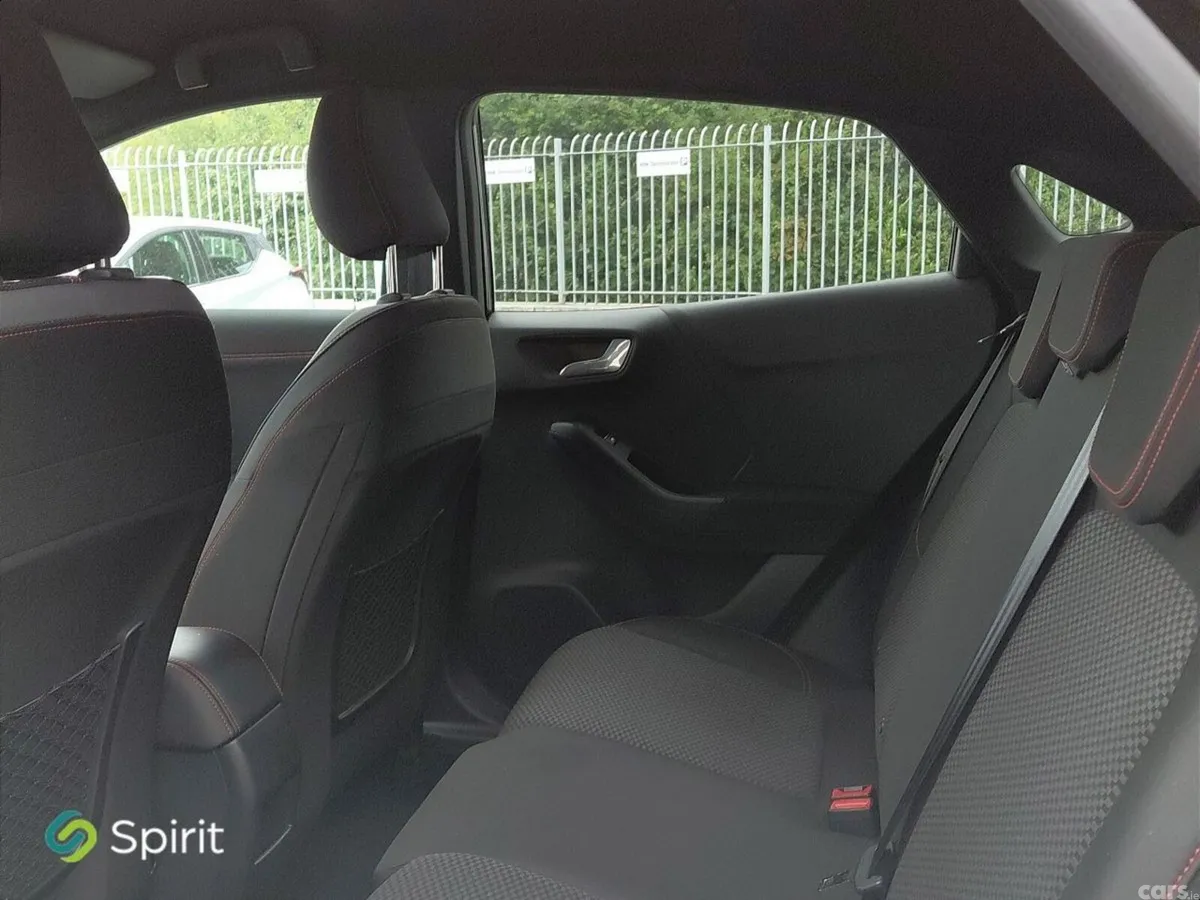 Ford Puma MPV, Petrol Hybrid, 2022, Black