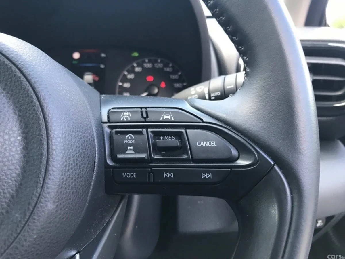 Toyota Yaris Hatchback, Petrol Hybrid, 2025, Black