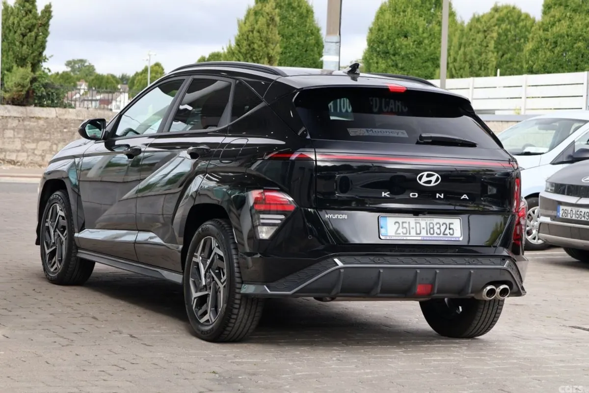 Hyundai KONA MPV, Petrol, 2025, Black