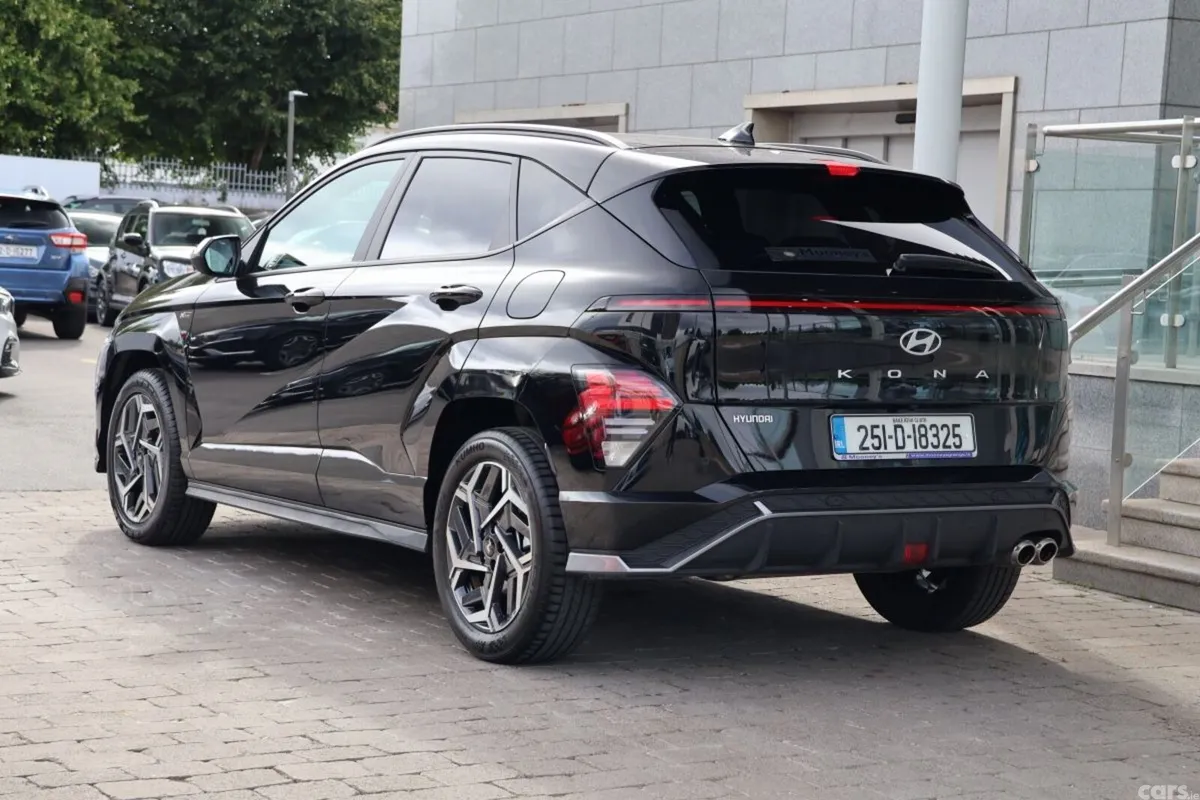 Hyundai KONA MPV, Petrol, 2025, Black