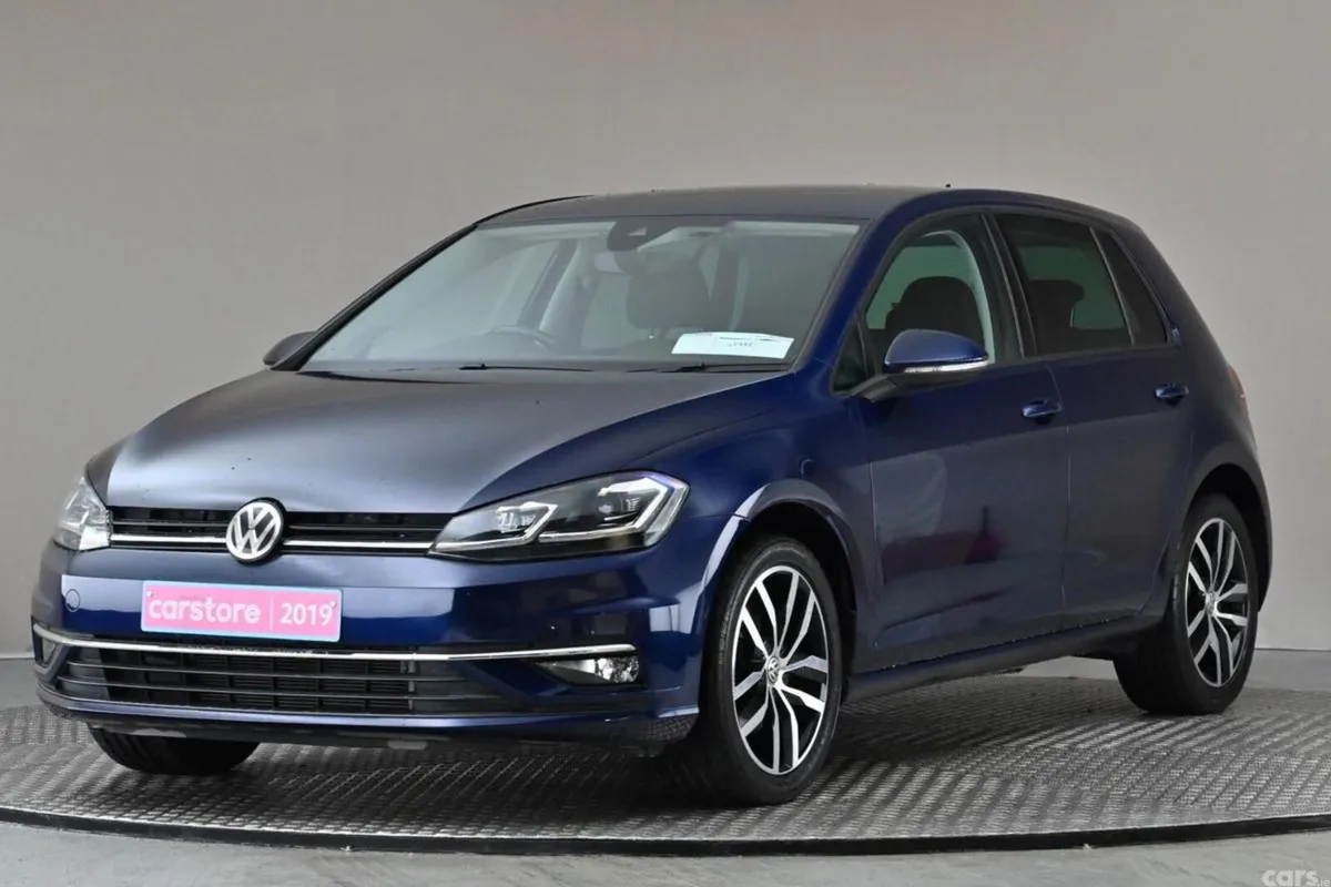Volkswagen Golf Hatchback, Petrol, 2019, Blue