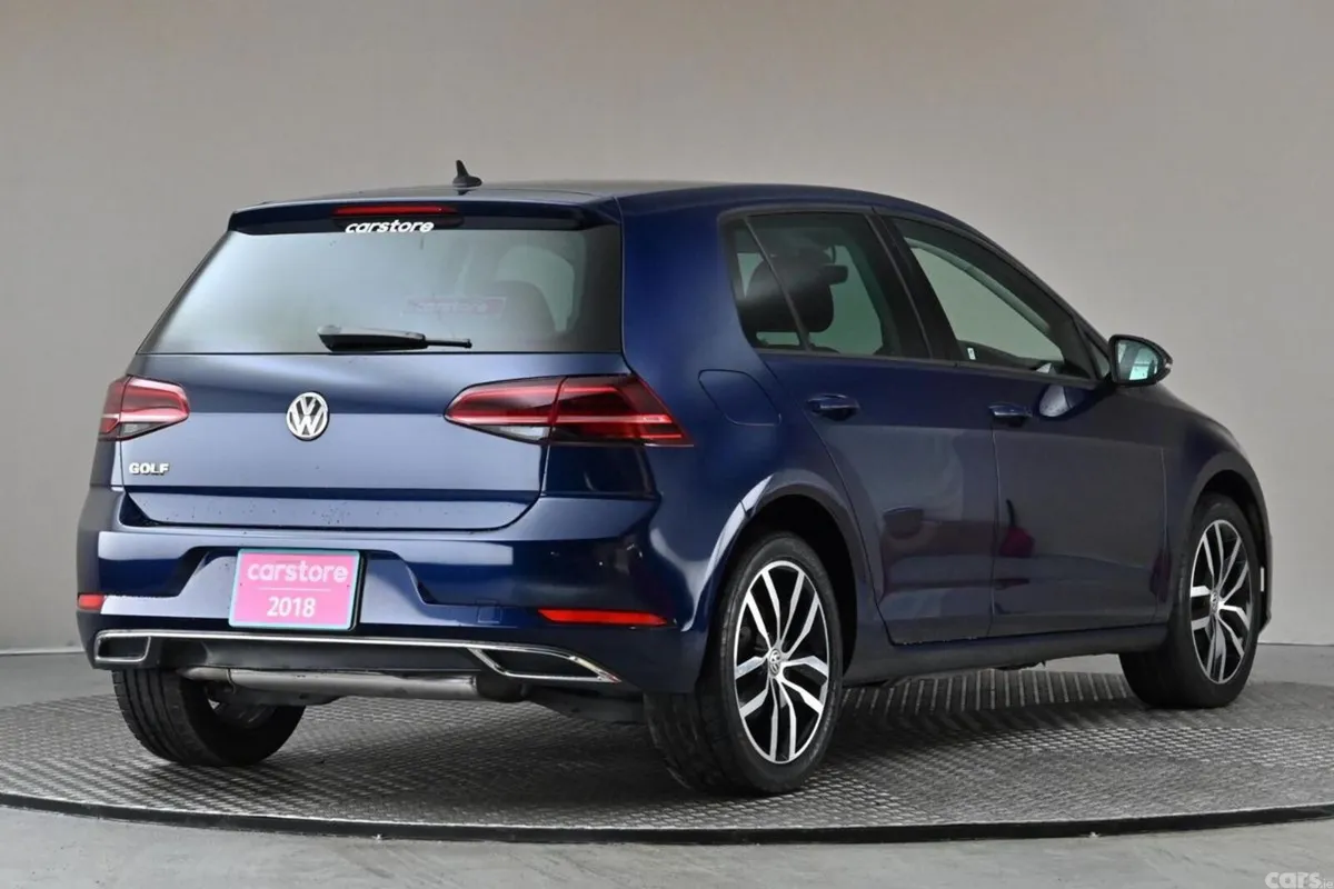 Volkswagen Golf Hatchback, Petrol, 2019, Blue