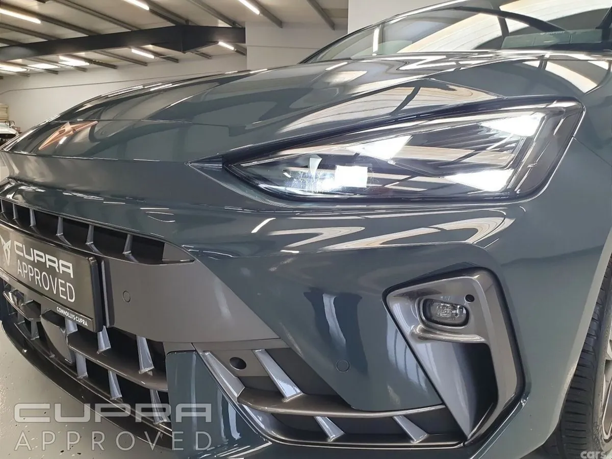 Cupra Leon Estate, Diesel, 2025, Blue