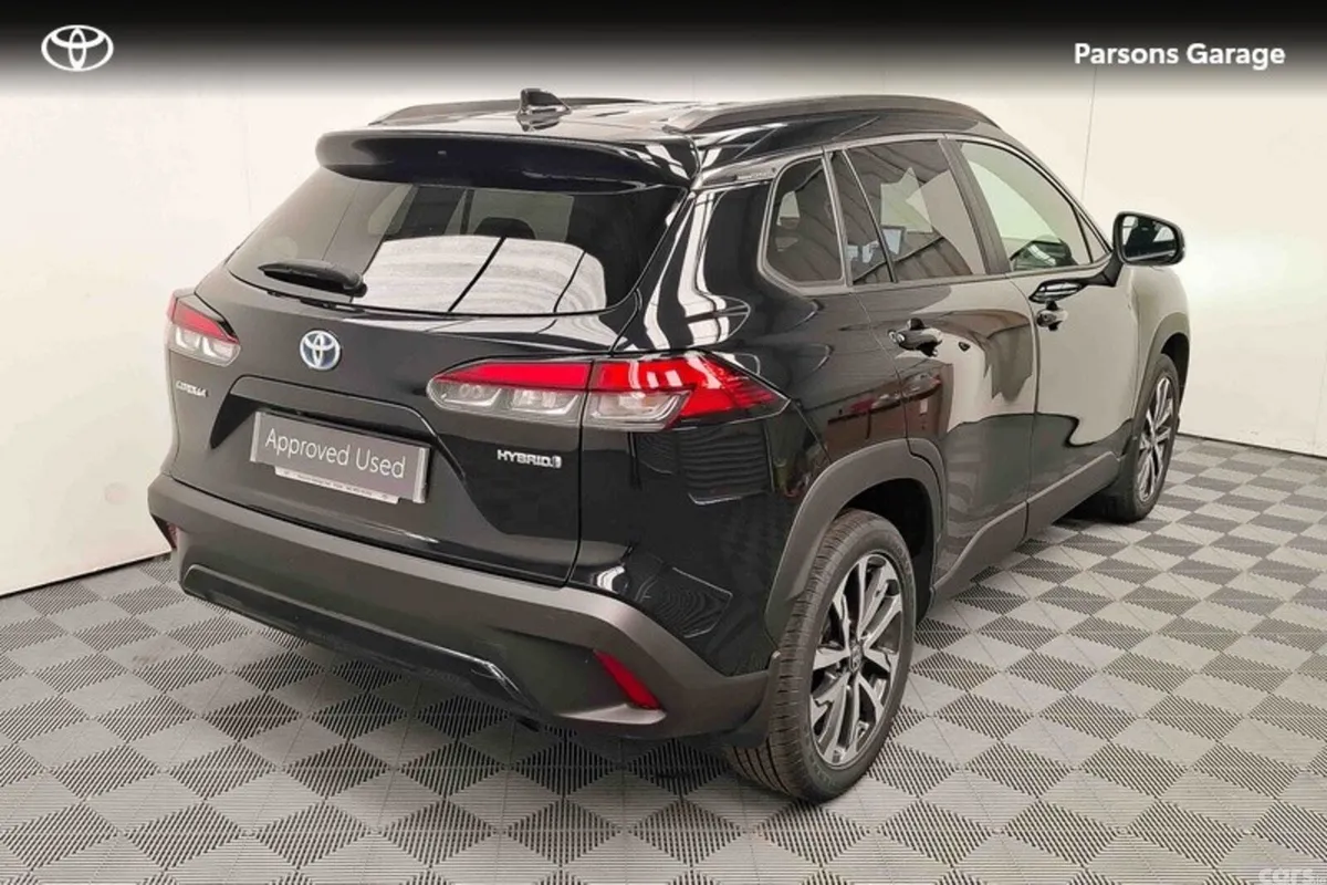Toyota Corolla Cross Hatchback, Petrol Hybrid, 2023, Black