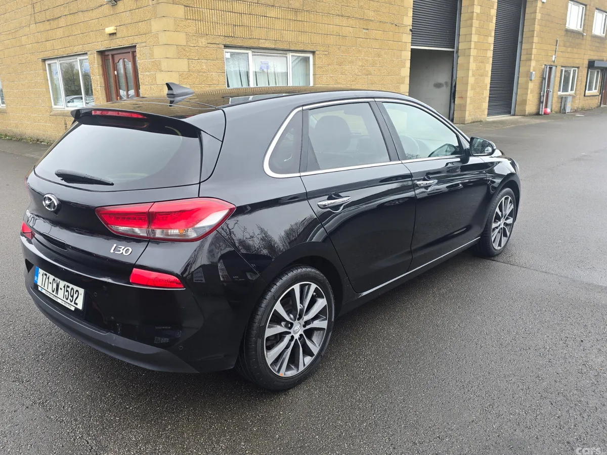 Hyundai i30 Hatchback, Diesel, 2017, Black