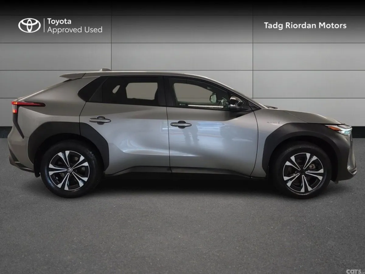 Toyota bZ4X Estate, Electric, 2023, Grey