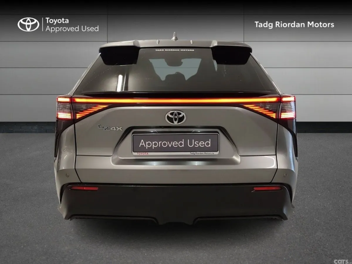 Toyota bZ4X Estate, Electric, 2023, Grey