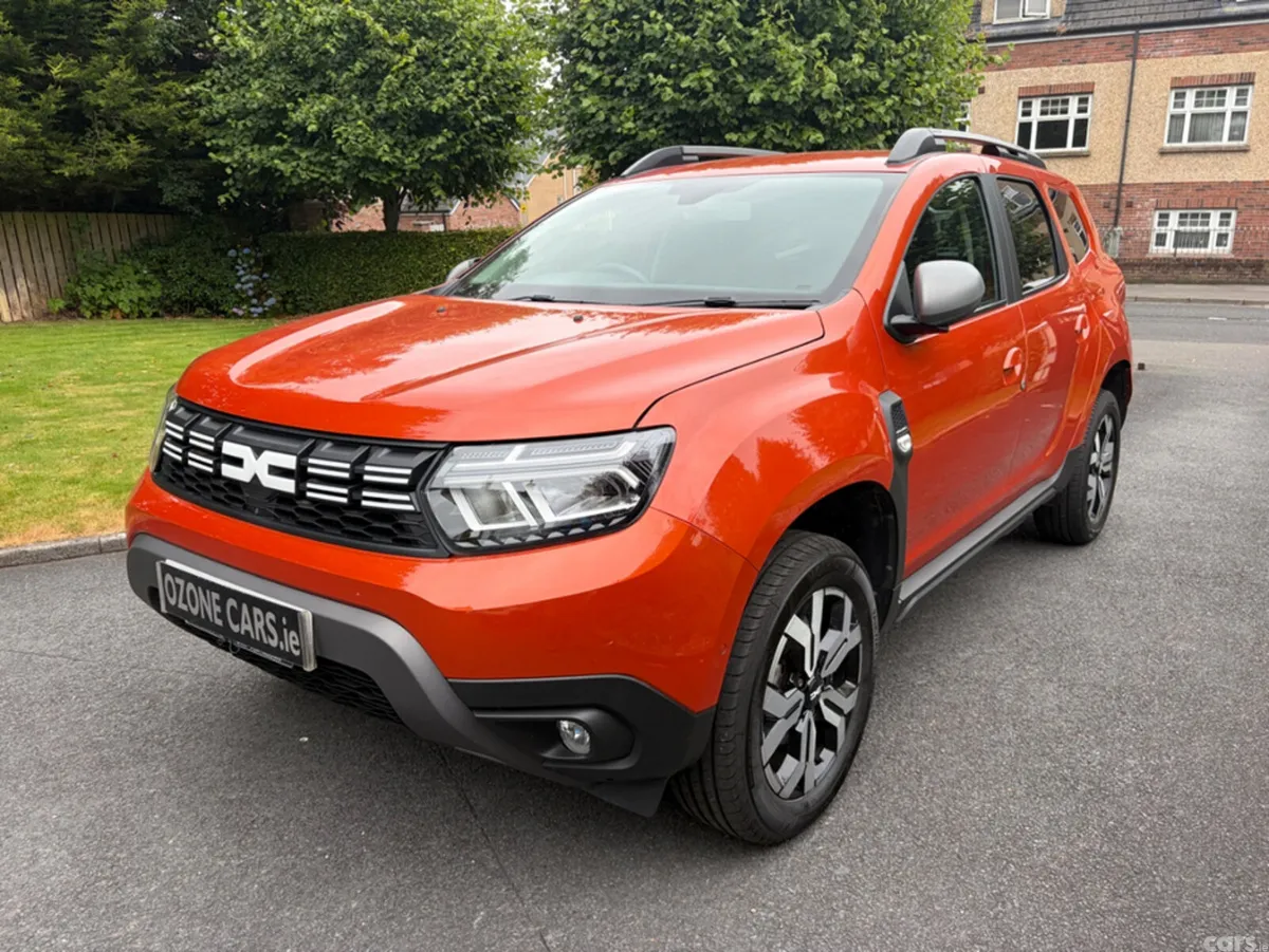 Dacia Duster Hatchback, Gas, 2023, Orange