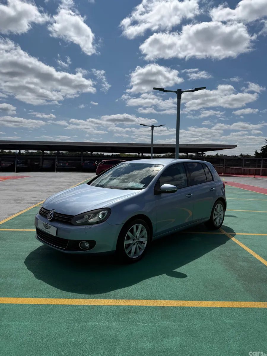 Volkswagen Golf Hatchback, Petrol, 2011, Silver
