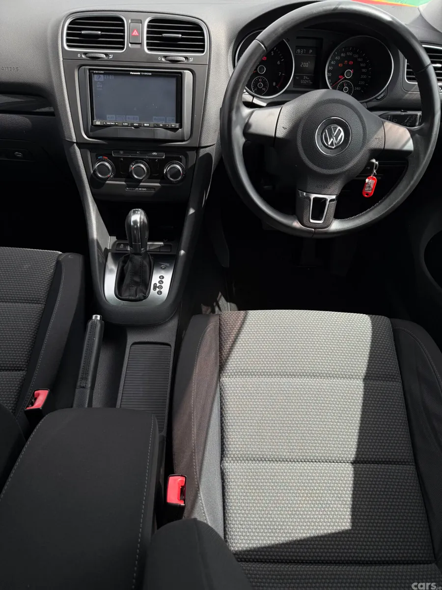 Volkswagen Golf Hatchback, Petrol, 2011, White