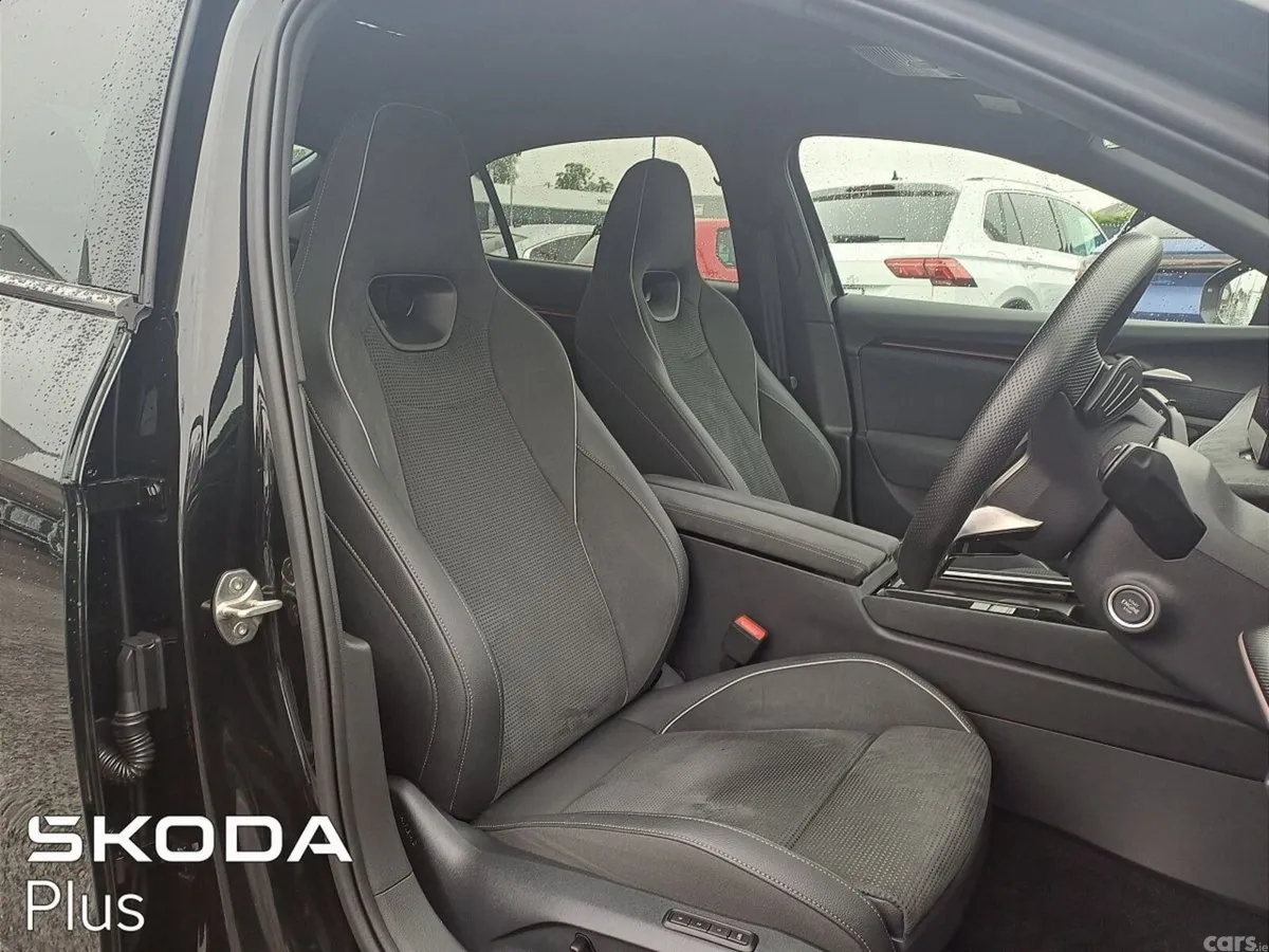 Skoda Superb Saloon, Diesel, 2026, Black