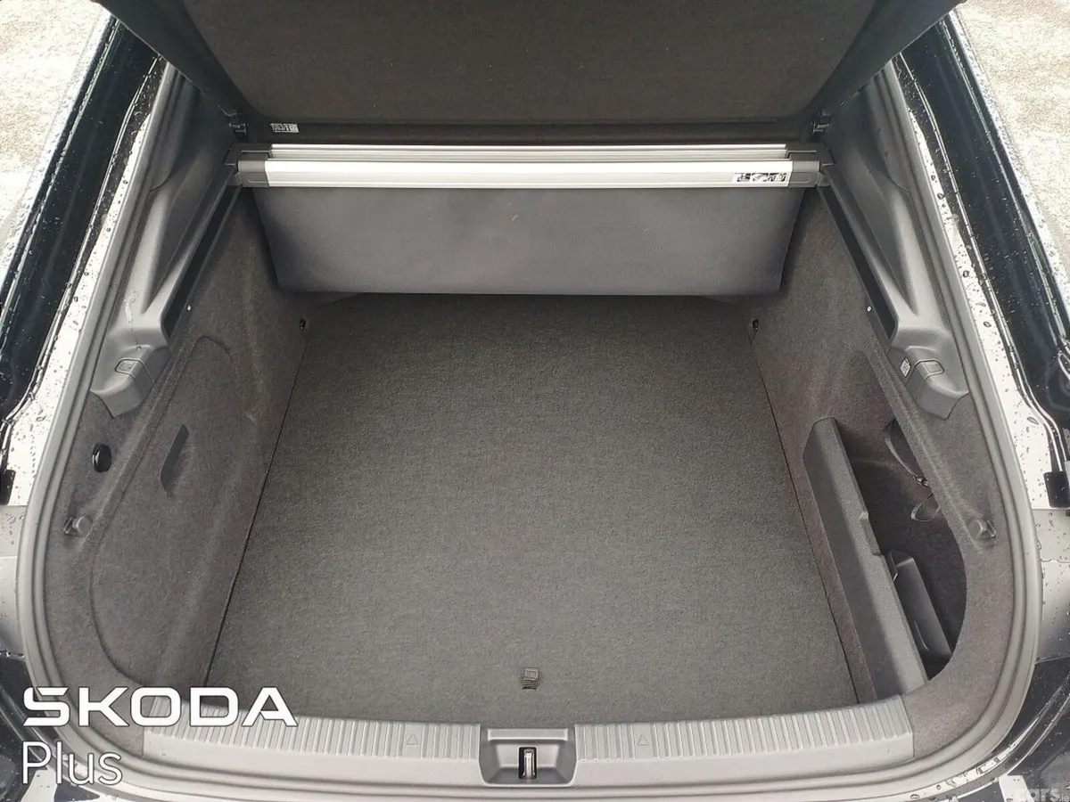 Skoda Superb Saloon, Diesel, 2026, Black