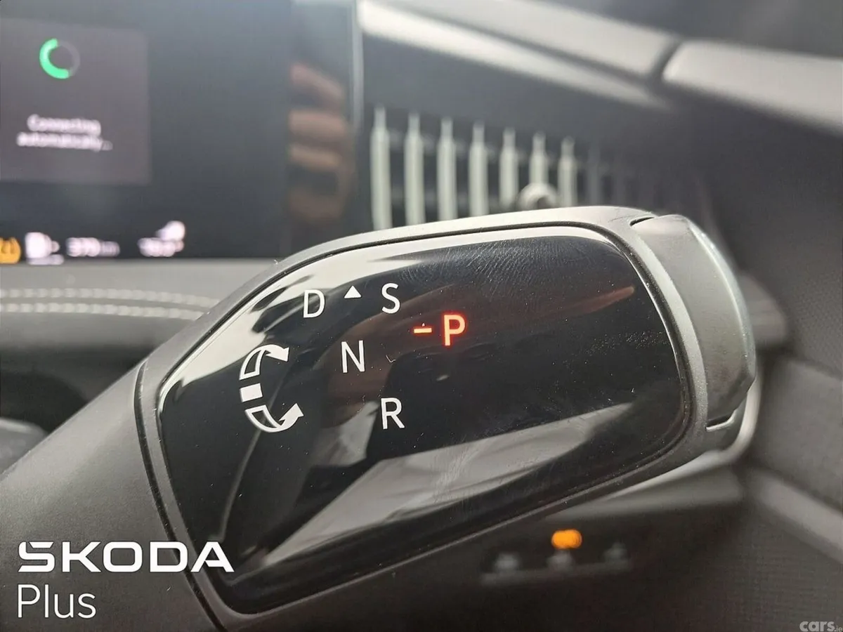 Skoda Superb Saloon, Diesel, 2026, Black