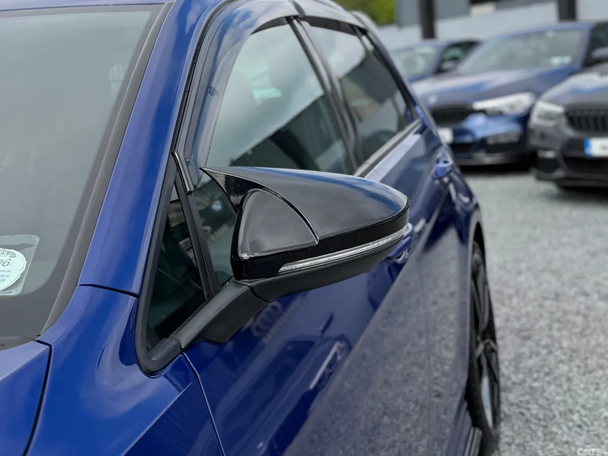 Volkswagen Golf Hatchback, Petrol, 2016, Blue