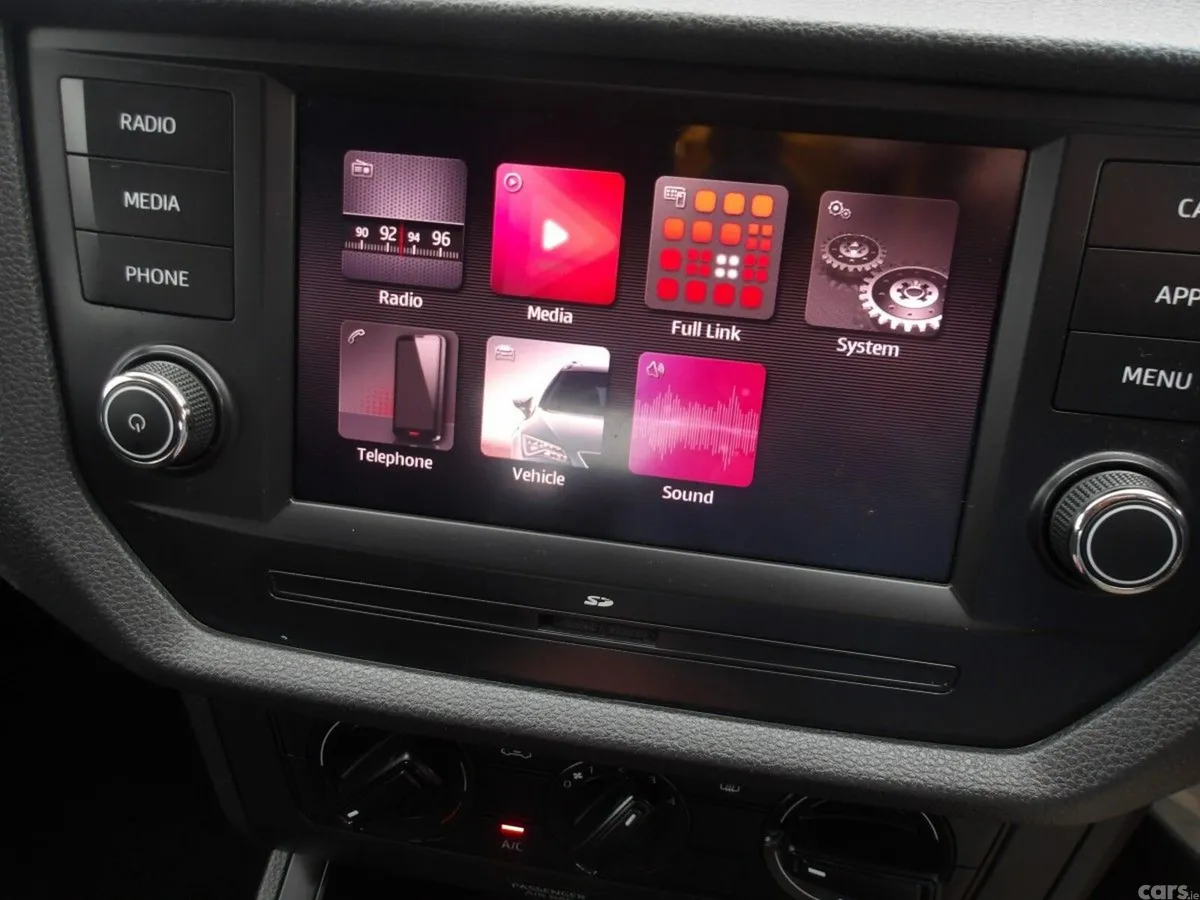 SEAT Arona SUV, Diesel, 2019, Blue